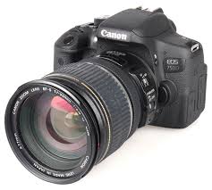 CANON 750D with dual lens