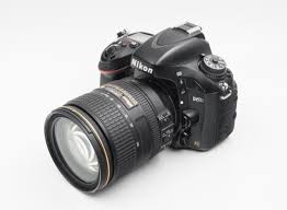 NIKON D610